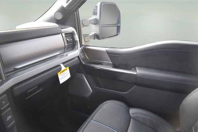 2026 Ford Super Duty F-350 SRW Platinum