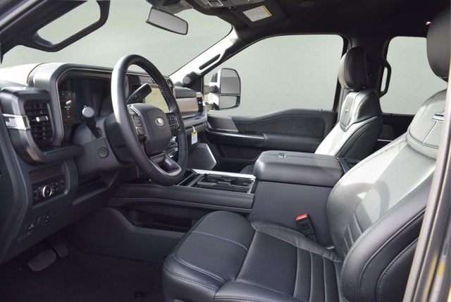 2026 Ford Super Duty F-350 SRW Platinum