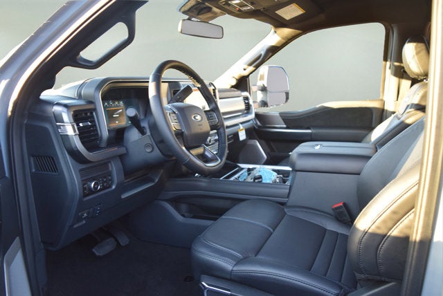 2026 Ford Super Duty F-350 SRW Platinum