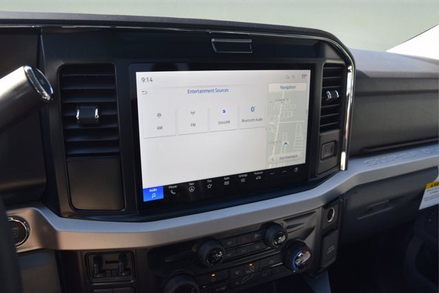 2026 Ford Super Duty F-350 SRW XLT