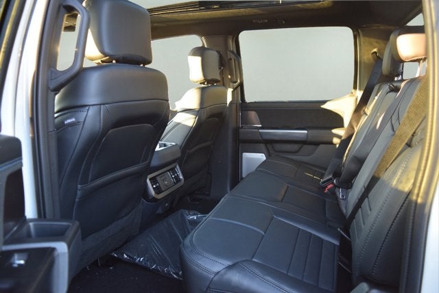 2026 Ford Super Duty F-350 SRW Platinum