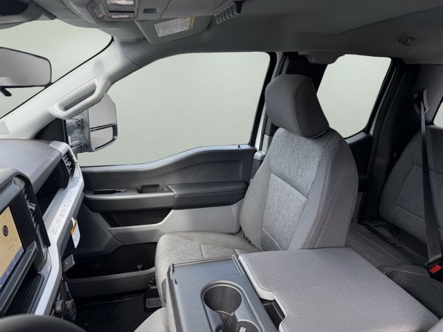 2026 Ford Super Duty F-350 DRW XLT
