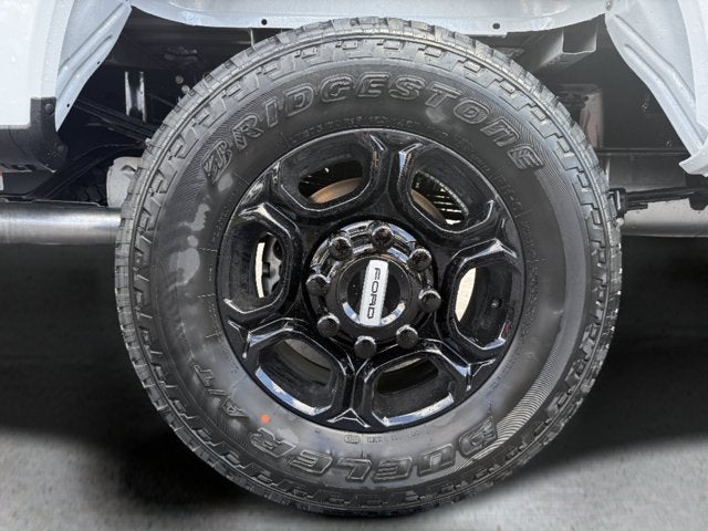 2026 Ford Super Duty F-350 DRW XLT