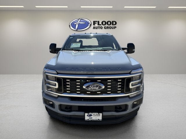 2027 Ford Super Duty F-450 DRW Platinum DRW
