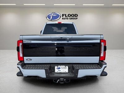 2027 Ford Super Duty F-450 DRW Platinum DRW