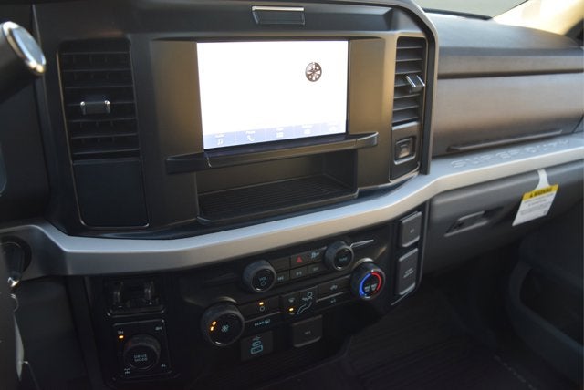 2025 Ford Super Duty F-350 SRW XLT