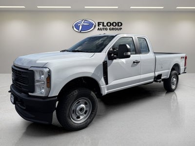 2027 Ford Super Duty F-350 SRW XL