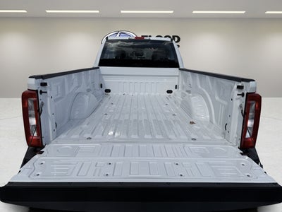 2027 Ford Super Duty F-350 SRW XL
