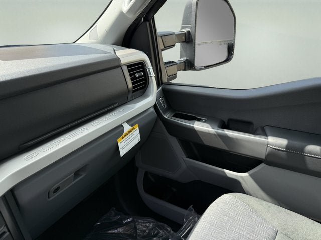 2027 Ford Super Duty F-250 SRW XLT