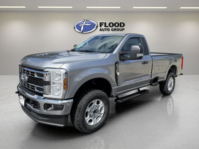 2027 Ford Super Duty F-250 SRW XLT