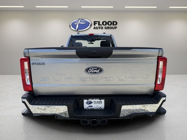 2027 Ford Super Duty F-250 SRW XLT