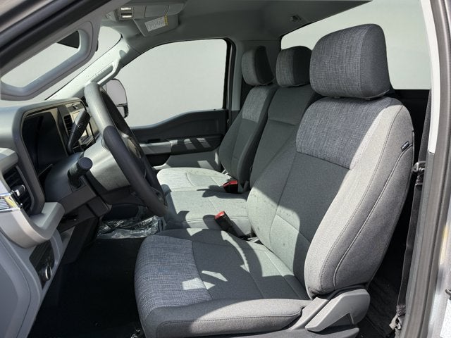 2027 Ford Super Duty F-250 SRW XLT