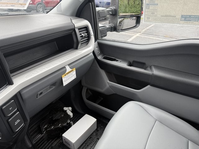 2026 Ford Super Duty F-350 SRW XL