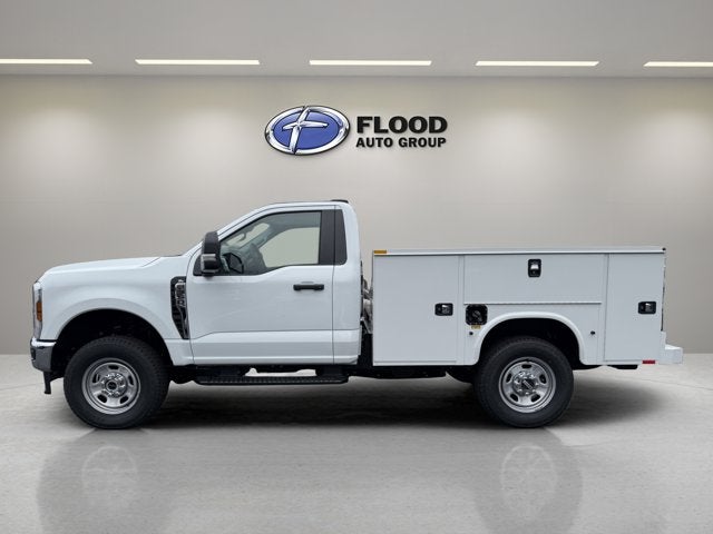 2025 Ford Super Duty F-350 SRW XL