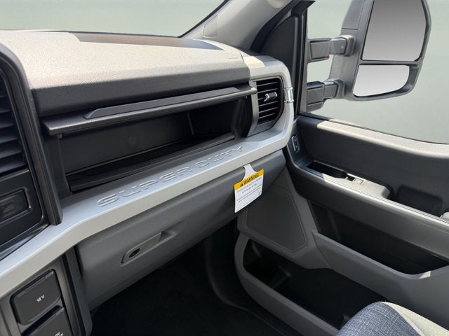 2026 Ford Super Duty F-350 SRW XLT