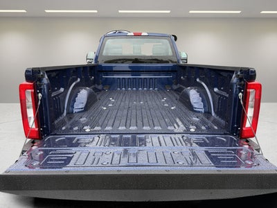 2027 Ford Super Duty F-350 SRW XL