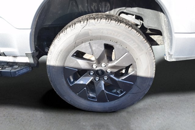 2023 Ford F-150 Lightning XLT