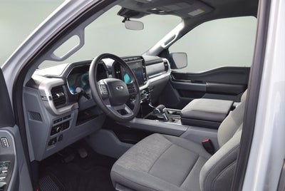 2023 Ford F-150 Lightning XLT