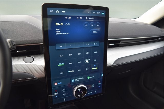 2022 Ford Mustang Mach-E Select