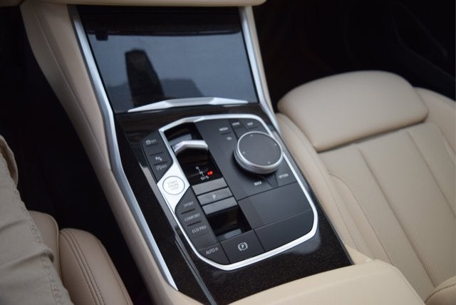 2024 BMW 3 Series 330i xDrive