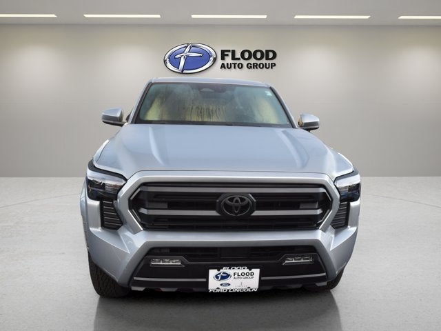 2026 Toyota Tacoma 4WD SR5