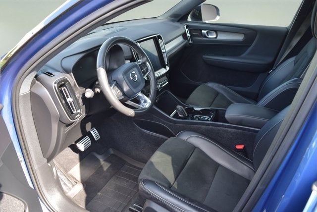 2019 Volvo XC40 R-Design