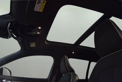 2019 Volvo XC40 R-Design