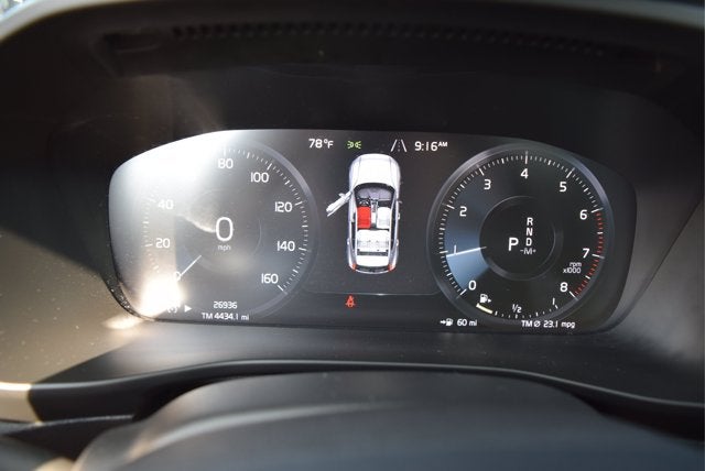 2019 Volvo XC40 R-Design