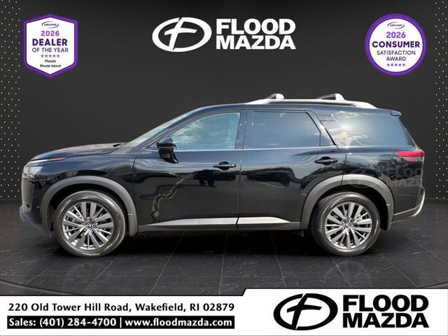 2023 Nissan Pathfinder SL