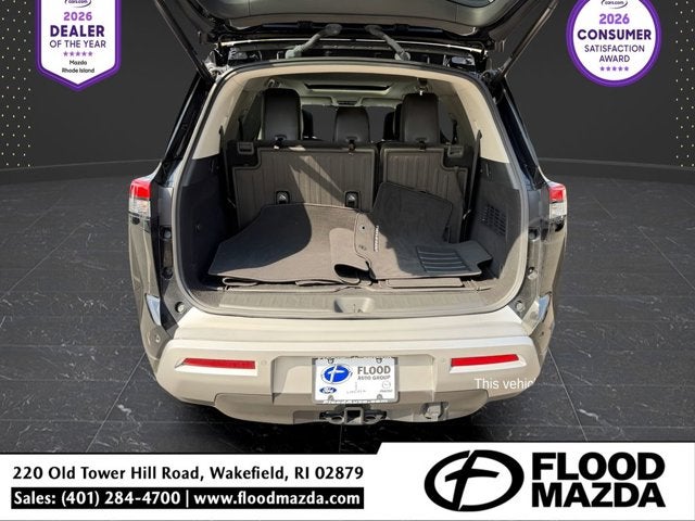 2023 Nissan Pathfinder SL