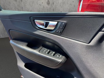 2018 Volvo XC60 Momentum