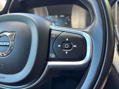 2018 Volvo XC60 Momentum