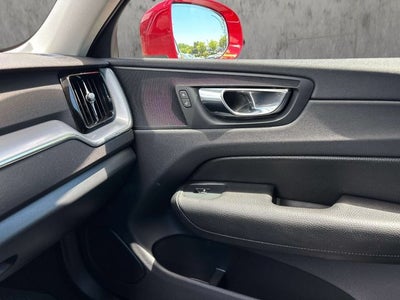 2018 Volvo XC60 Momentum