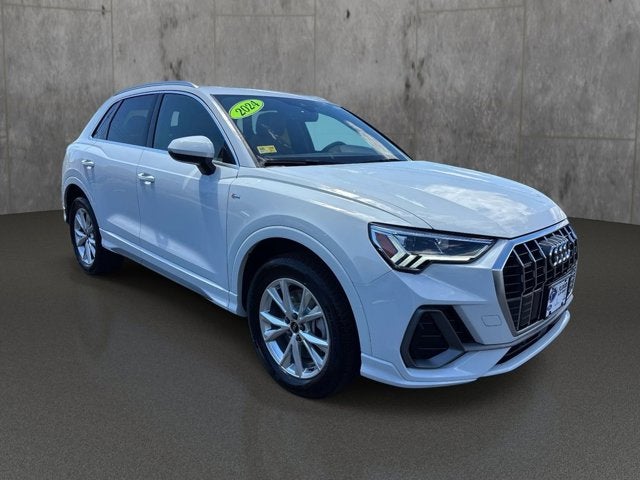2024 Audi Q3 S line Premium Plus