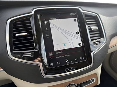 2022 Volvo XC90 Momentum