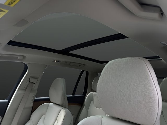 2022 Volvo XC90 Momentum
